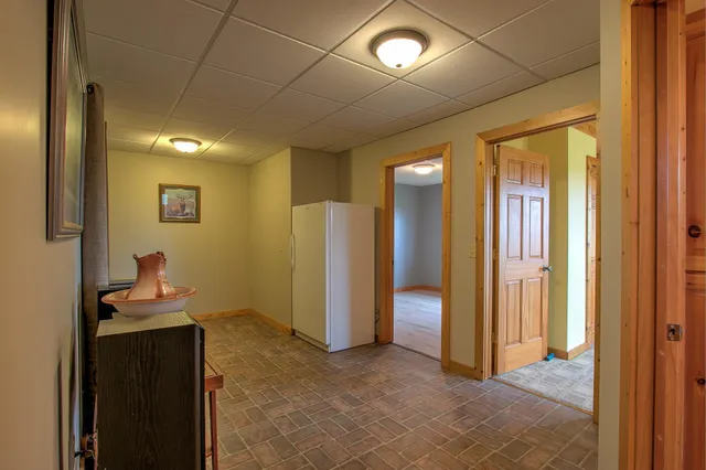 $579,900 | 2200 405th Avenue Northwest, Braham, MN 55006