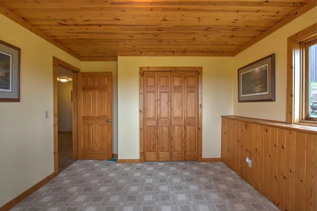 $579,900 | 2200 405th Avenue Northwest, Braham, MN 55006