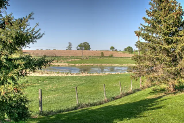 $579,900 | 2200 405th Avenue Northwest, Braham, MN 55006