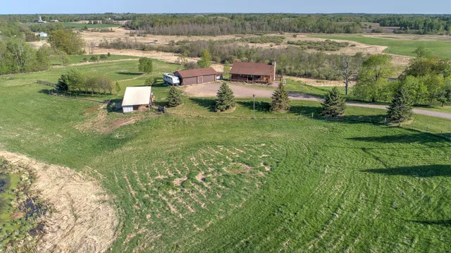 $579,900 | 2200 405th Avenue Northwest, Braham, MN 55006