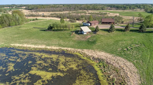 $579,900 | 2200 405th Avenue Northwest, Braham, MN 55006