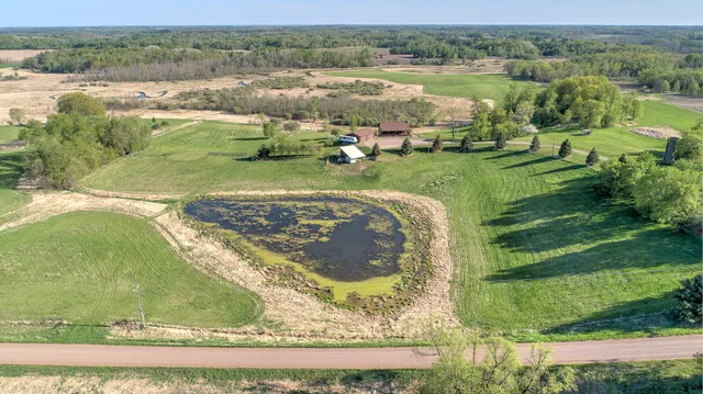 $579,900 | 2200 405th Avenue Northwest, Braham, MN 55006