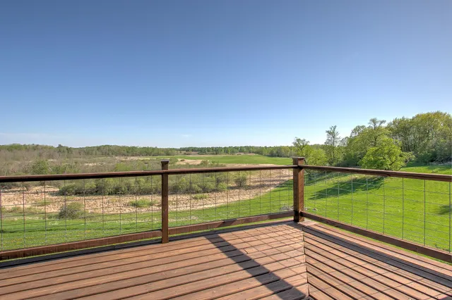 $579,900 | 2200 405th Avenue Northwest, Braham, MN 55006