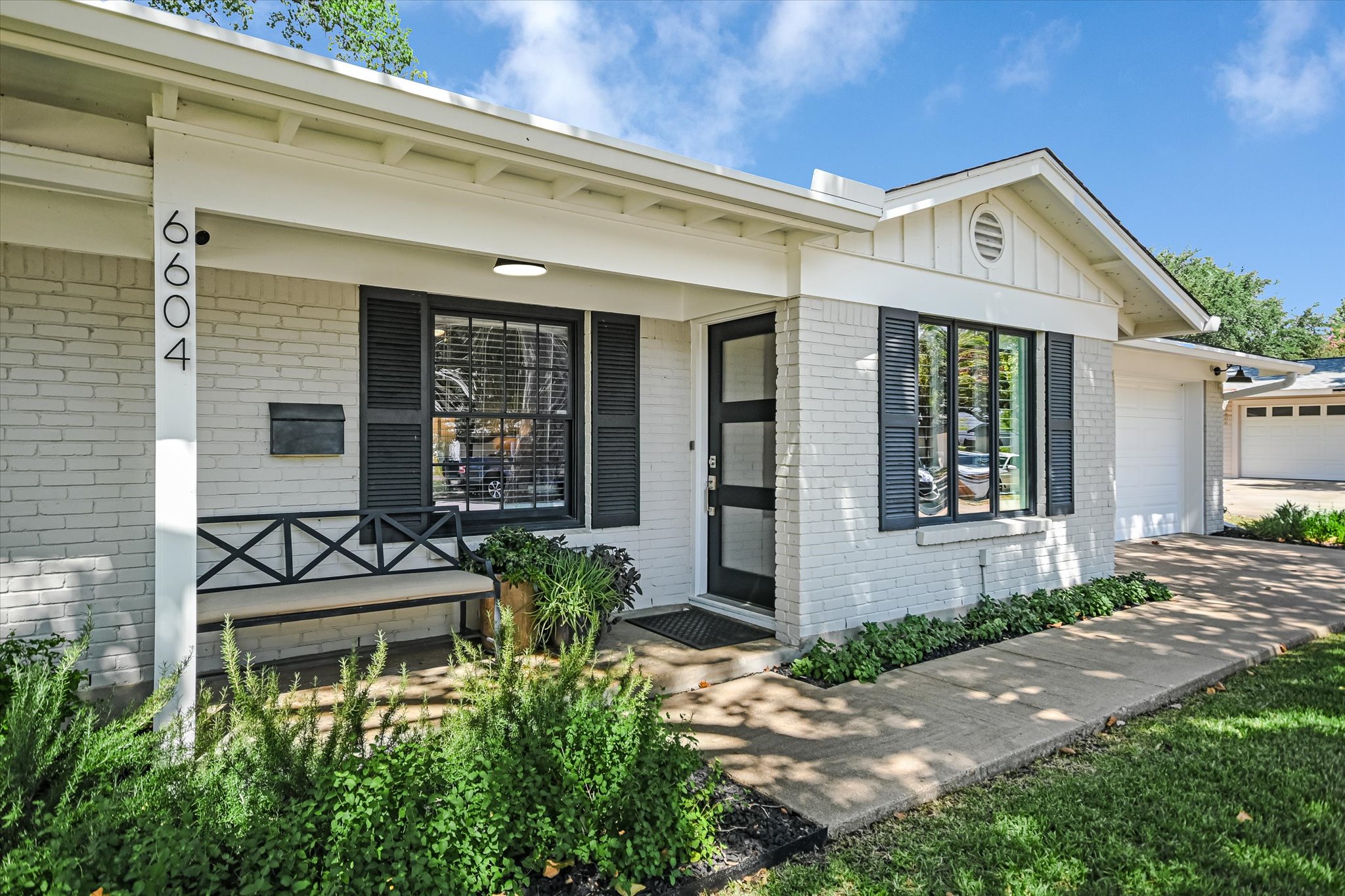 6604 Argentia Road Austin, TX 78757 - Photo 2 of 20 Gallery Image 2