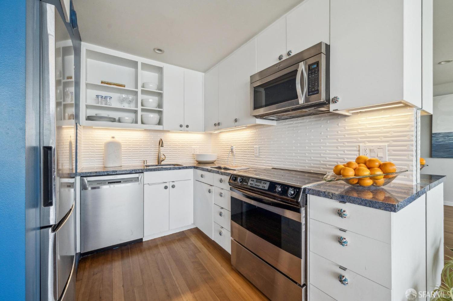 1050 North Point Street, Unit 1606 San Francisco, CA 94109 - Photo 17 of 75