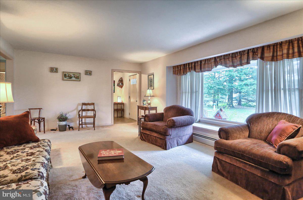 331 Rich Valley Road Carlisle, PA 17015 - Photo 5 of 29 Gallery Image 5