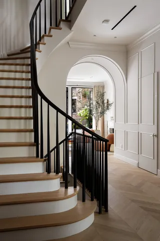 a view of entryway