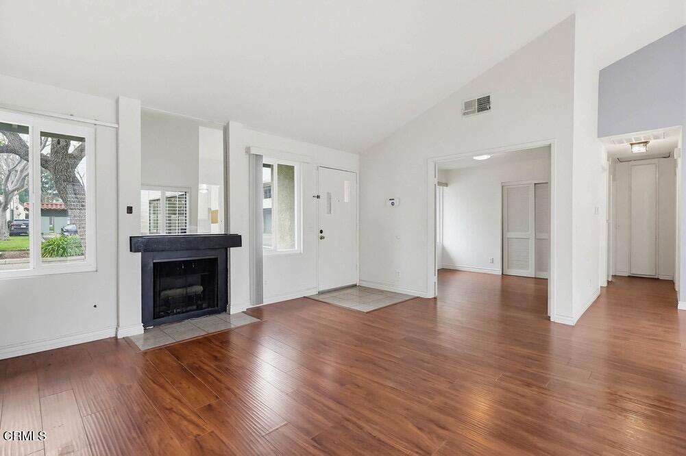 19509 Rinaldi Street, Unit 59 Porter Ranch, CA 91326 - Photo 11 of 47