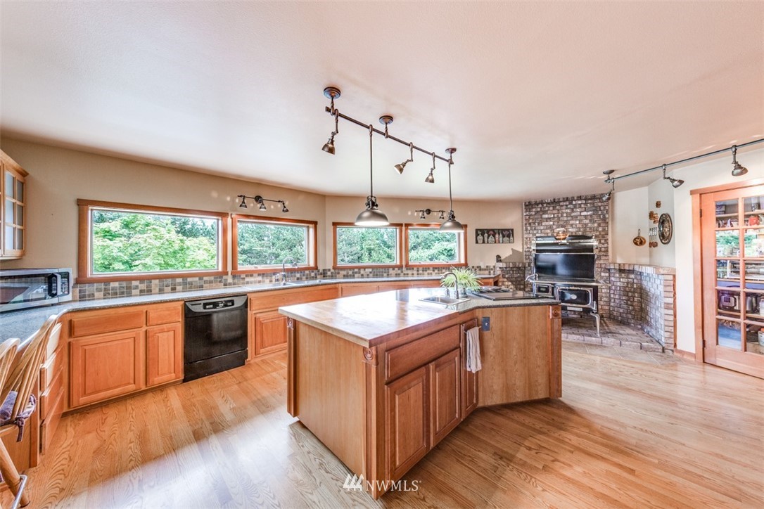 182 Deer Trails Way Sequim, WA 98382 - Photo 12 of 25 Gallery Image 12