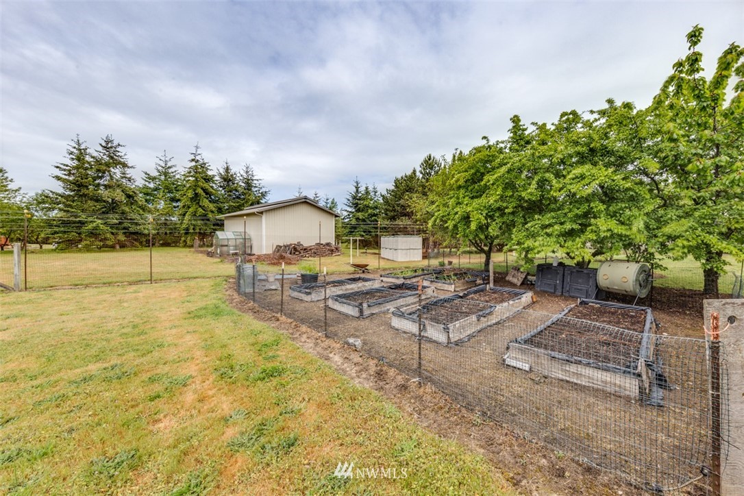 182 Deer Trails Way Sequim, WA 98382 - Photo 21 of 25 Gallery Image 21