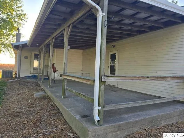 a view of outdoor space