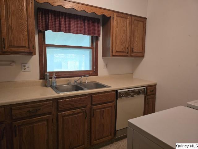 1594 County Road 1500 Carthage, IL 62321 - Photo 4 of 26 a kitchen with a sink and cabinets