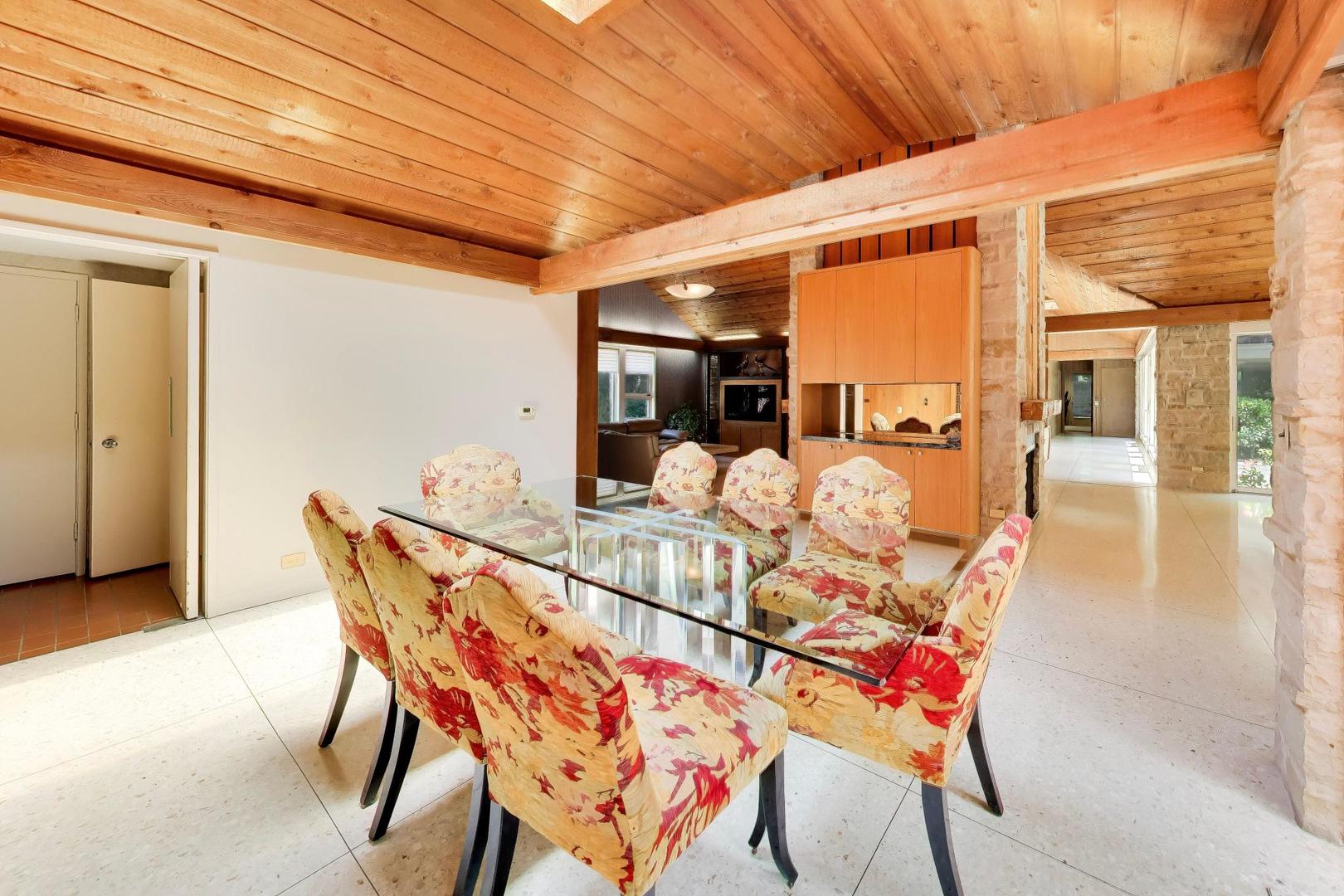 42 Woodley Road Winnetka, IL 60093 - Photo 13 of 63 Gallery Image 13