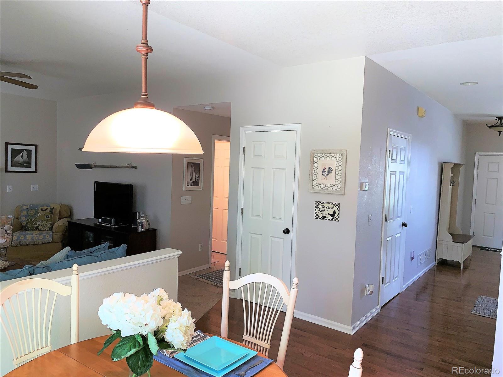 3958 Garnet Way Highlands Ranch, CO 80126 - Photo 5 of 22 Gallery Image 5