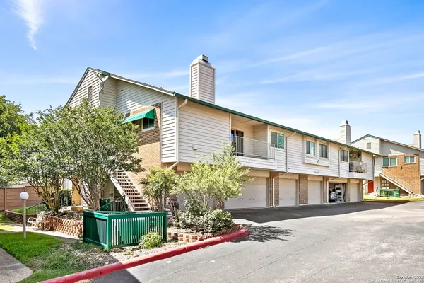 $1,525 | 12610 Uhr Lane, Unit 310, San Antonio, TX 78217