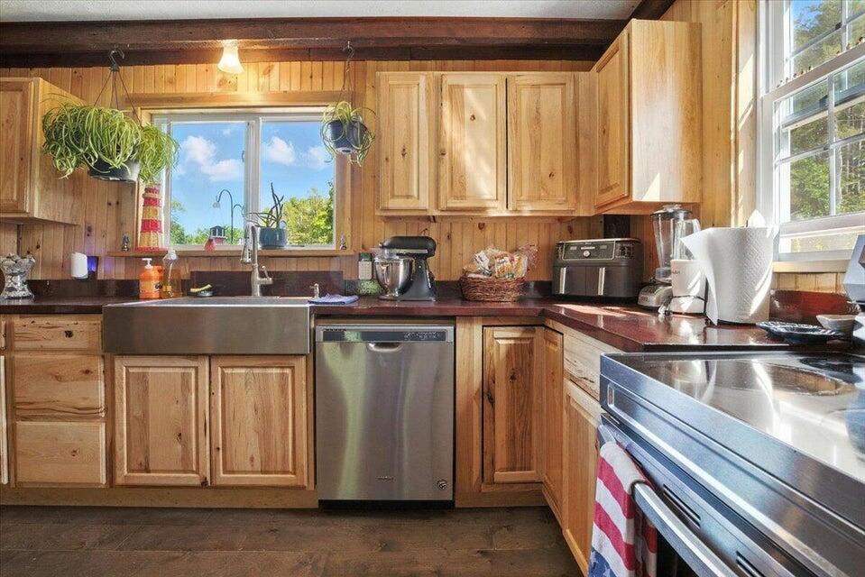 817 Riverside Drive Augusta, ME 04330 - Photo 17 of 54