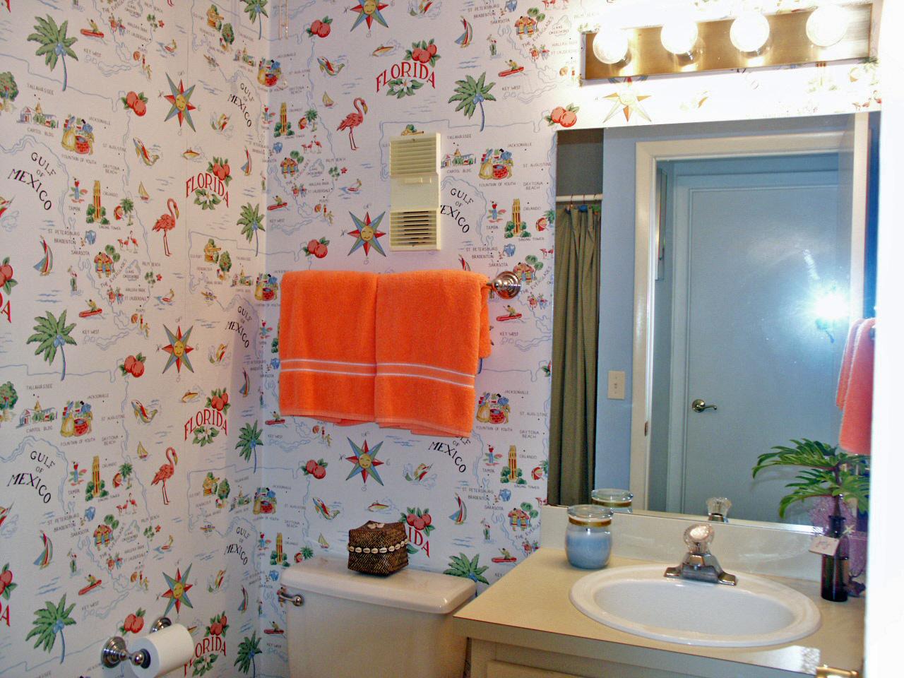 98202 Windward Avenue Key Largo, FL 33037 - Photo 11 of 19 Bathroom