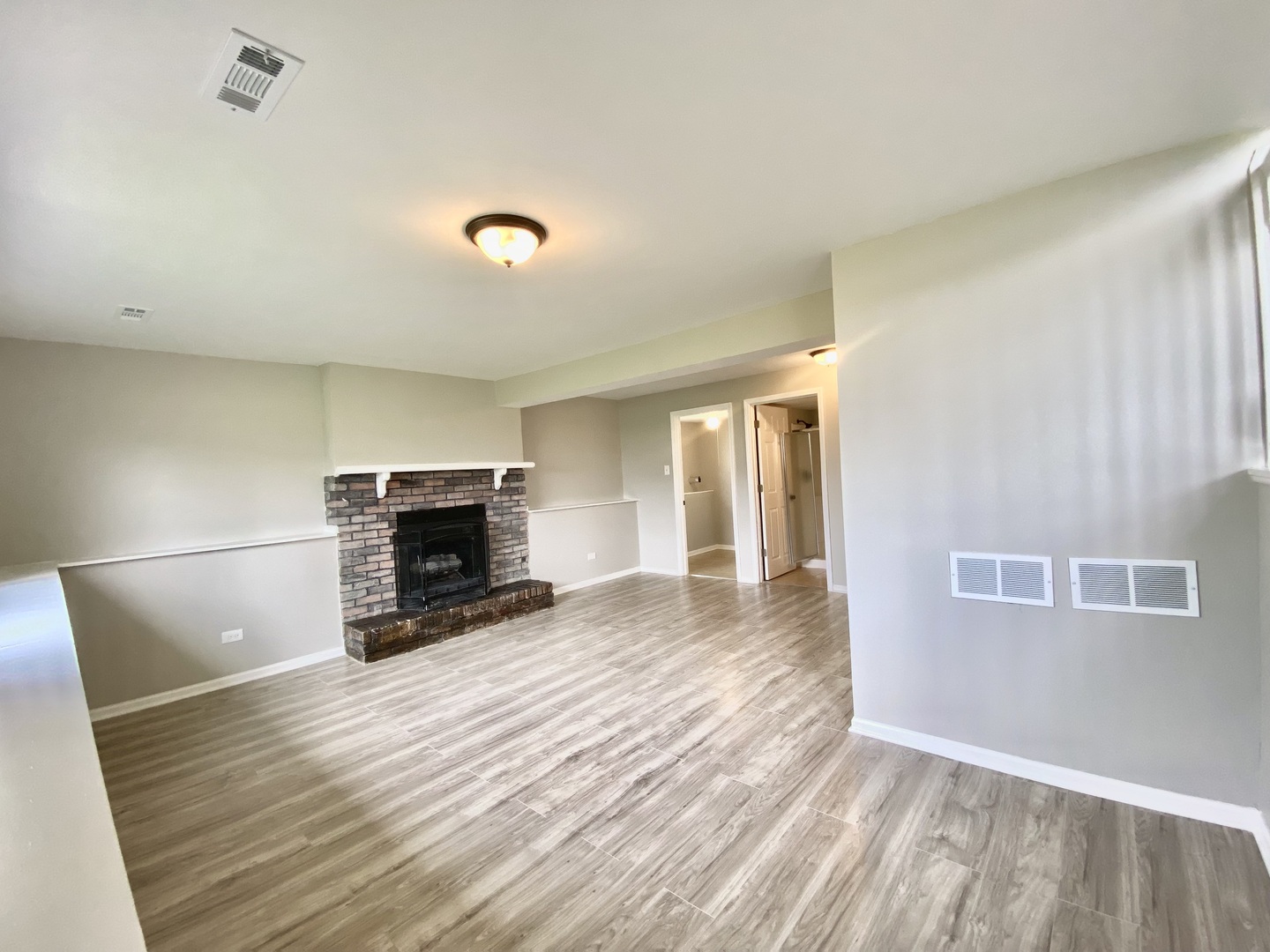 128 Timberlane Road Matteson, IL 60443 - Photo 21 of 28 a view of a livingroom with a fireplace