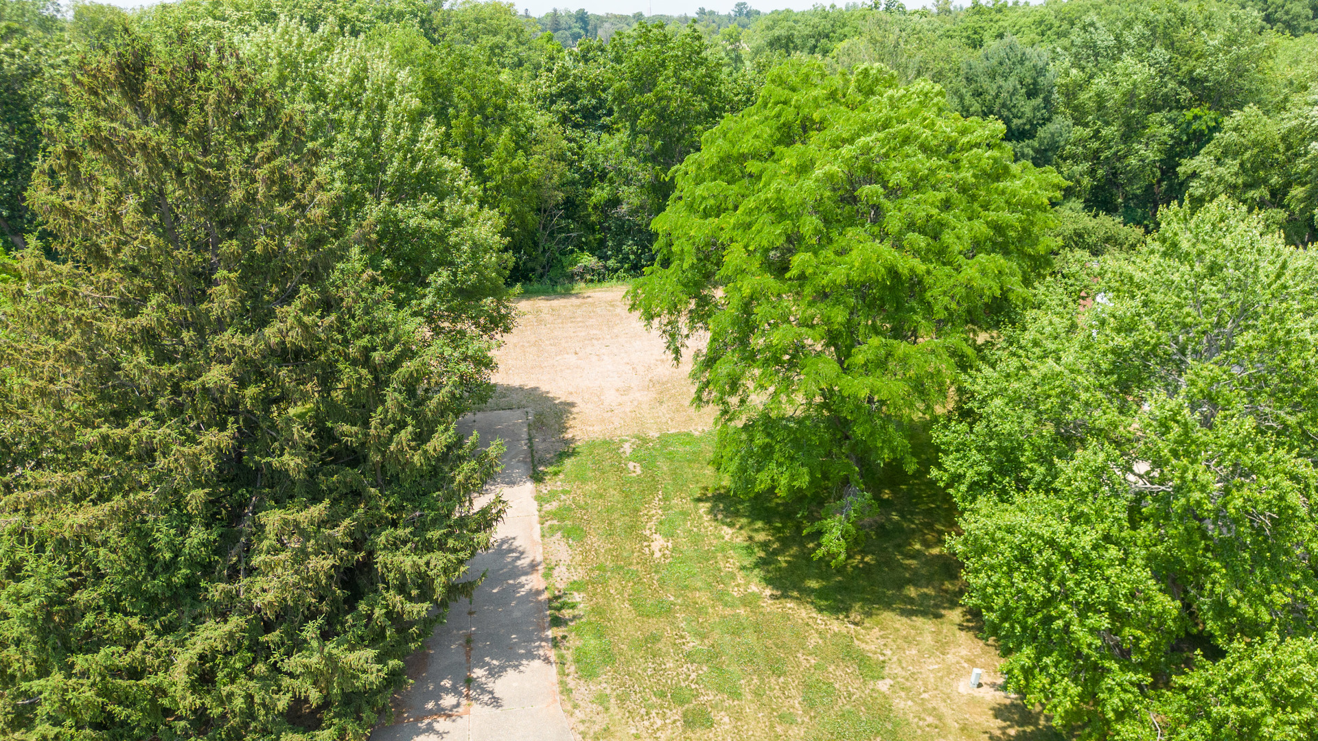 703 West Bryant Cir Drive Princeton, IL 61356 - Photo 3 of 6