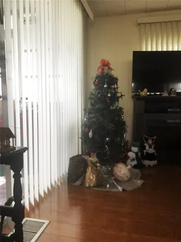 $1,900 | 51 Delaware Court, Unit 9, Palm Harbor, FL 34684