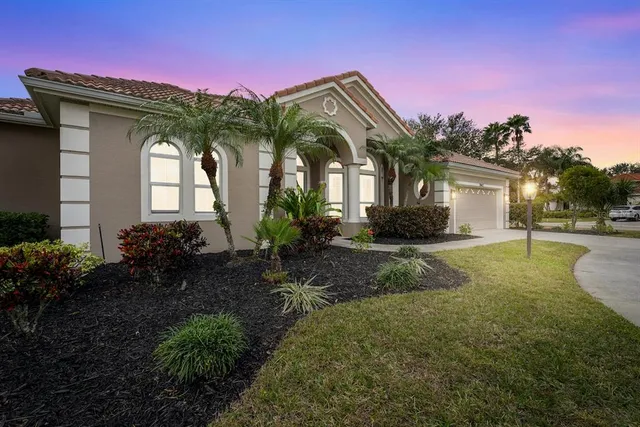 $6,900 | 7042 Twin Hills Terrace, Lakewood Ranch, FL 34202