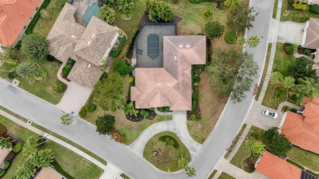 $6,900 | 7042 Twin Hills Terrace, Lakewood Ranch, FL 34202