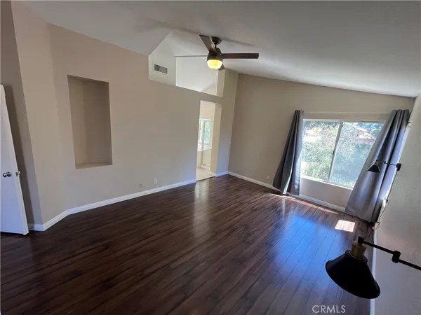 $3,350 | 39335 VÃa Zaragoza, Murrieta, CA 92563