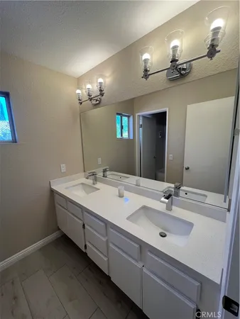 $3,350 | 39335 VÃa Zaragoza, Murrieta, CA 92563