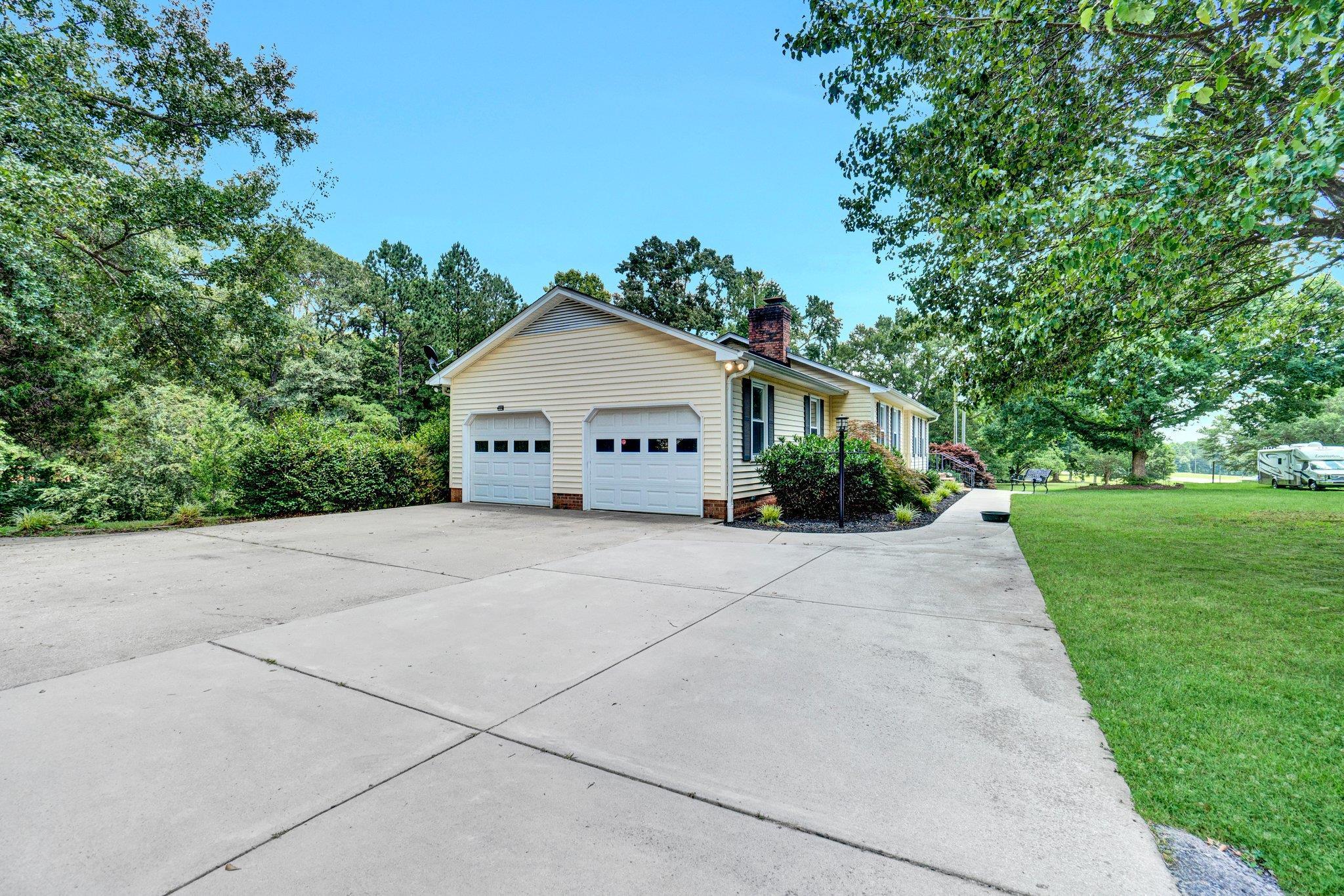 590 Hickory Nut Road Inman, SC 29349 - Photo 39 of 43