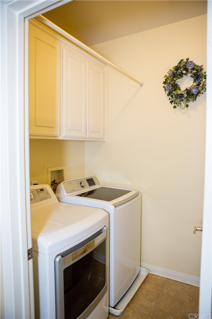2018 Ford Lane Placentia, CA 92870 - Photo 14 of 16 a utility room with dryer and washer