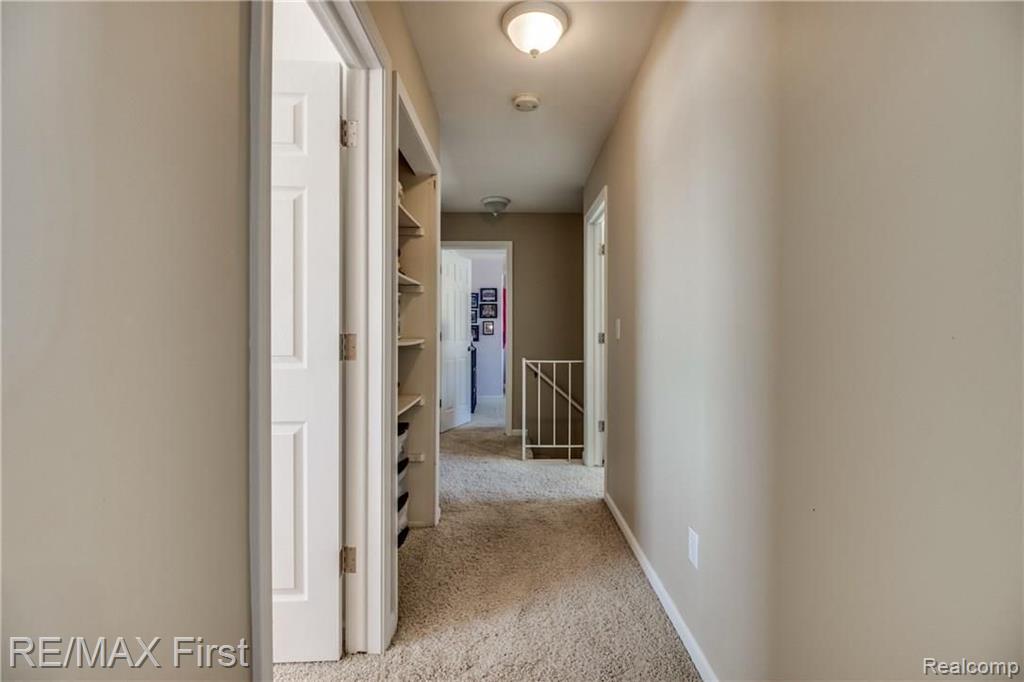 645 Baker Street Rochester Hills, MI 48307 - Photo 32 of 39