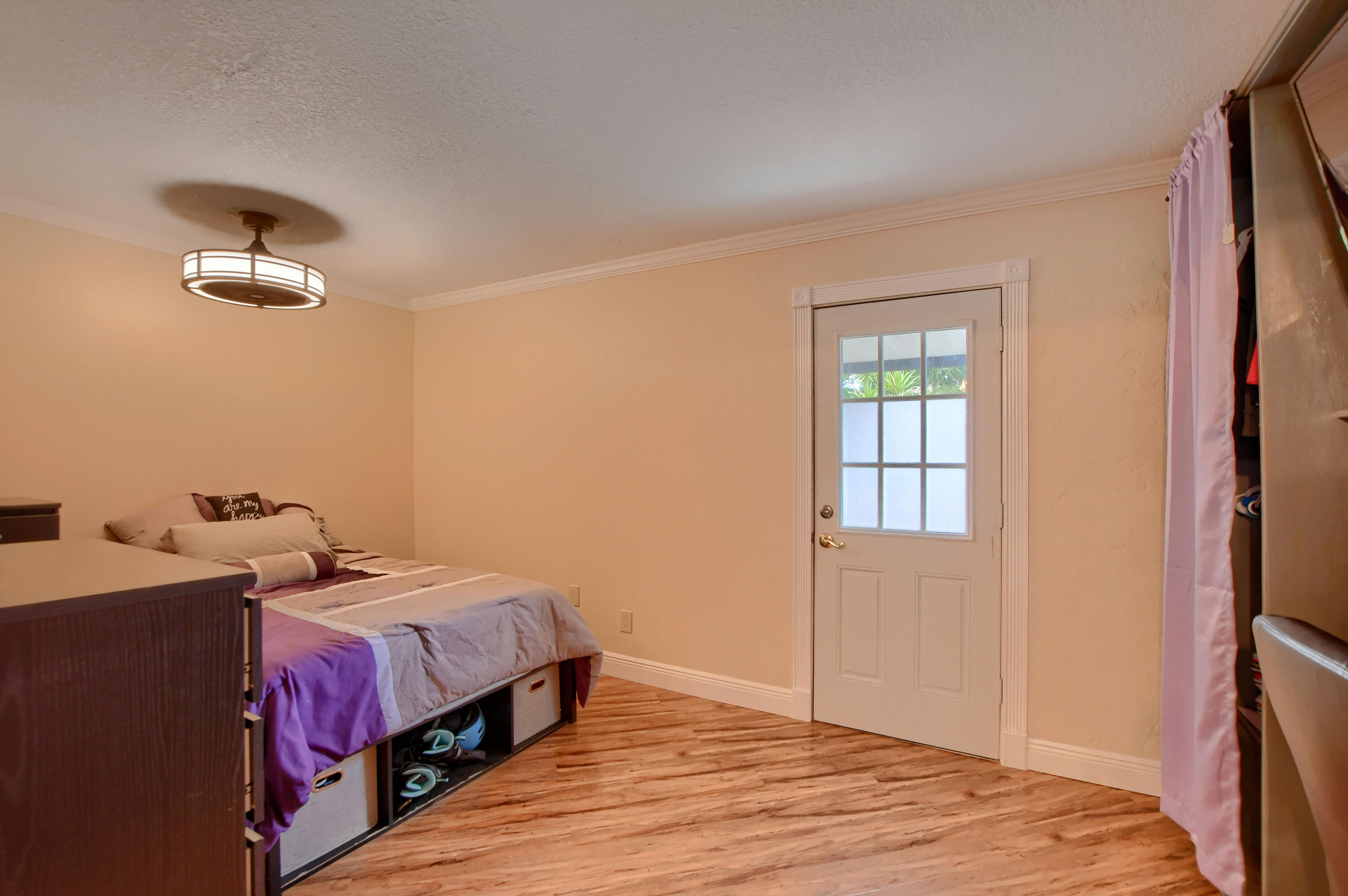 22668 Southwest 54th Way Boca Raton, FL 33433 - Photo 20 of 32 Flex Room