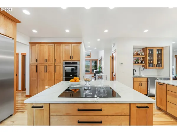 $950,000 | 2024 Cedar Court, North Bend, OR 97459