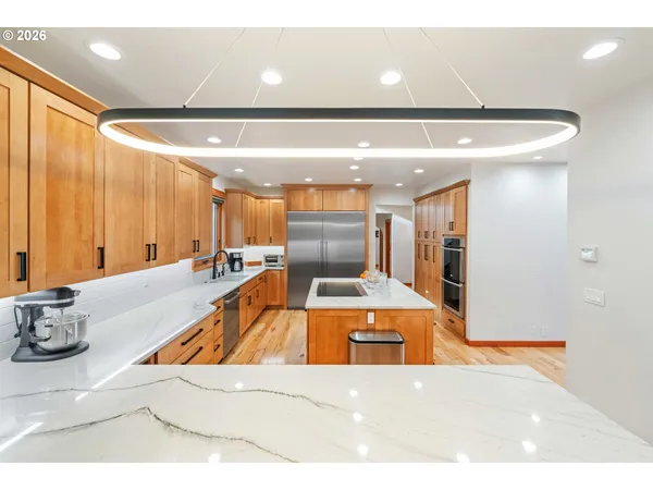 $950,000 | 2024 Cedar Court, North Bend, OR 97459