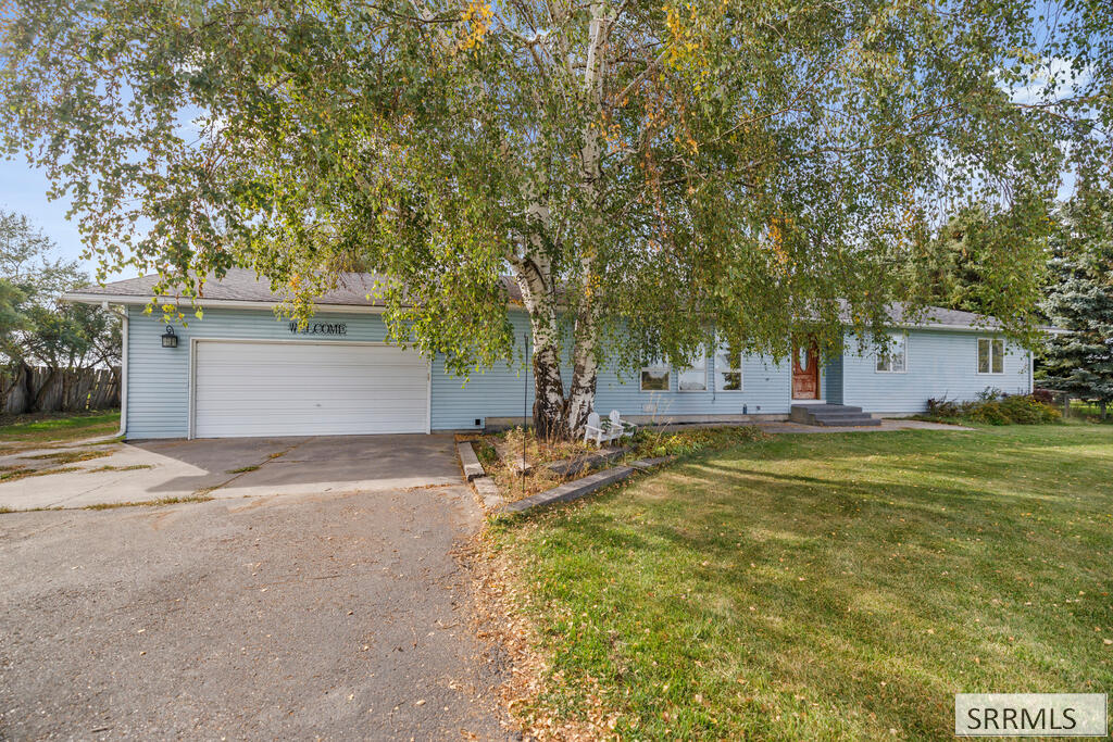 1181 Country Road Sugar City, ID 83448 - Photo 2 of 63 Gallery Image 2
