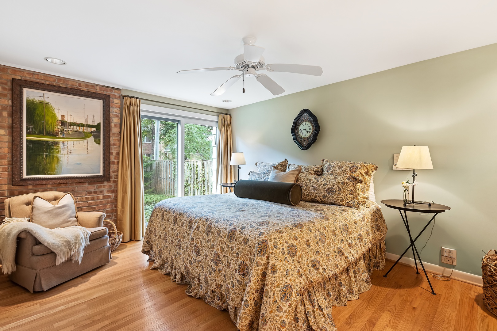 258 Wagner Road Northfield, IL 60093 - Photo 9 of 17 a bedroom with a bed mirror and window
