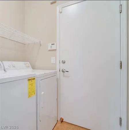 $2,650 | 2406 Paveene Avenue, Henderson, NV 89052