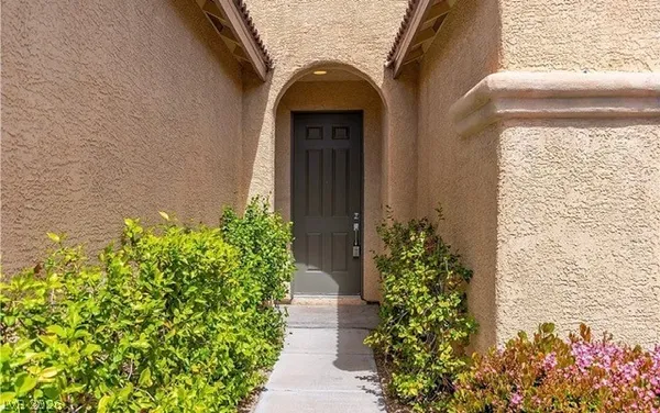 $2,650 | 2406 Paveene Avenue, Henderson, NV 89052
