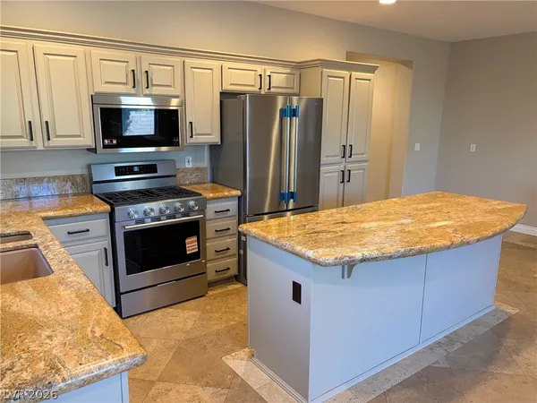 $2,650 | 2406 Paveene Avenue, Henderson, NV 89052