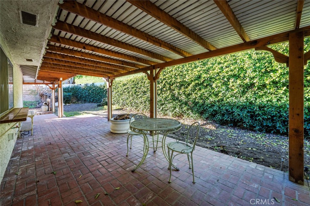 25897 Ramillo Way Valencia, CA 91355 - Photo 21 of 47