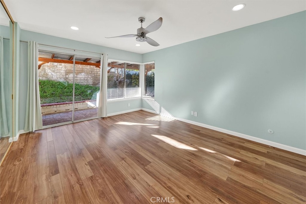 25897 Ramillo Way Valencia, CA 91355 - Photo 27 of 47