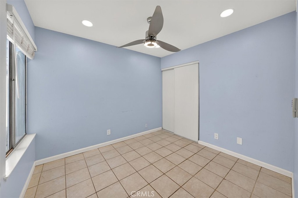 25897 Ramillo Way Valencia, CA 91355 - Photo 36 of 47