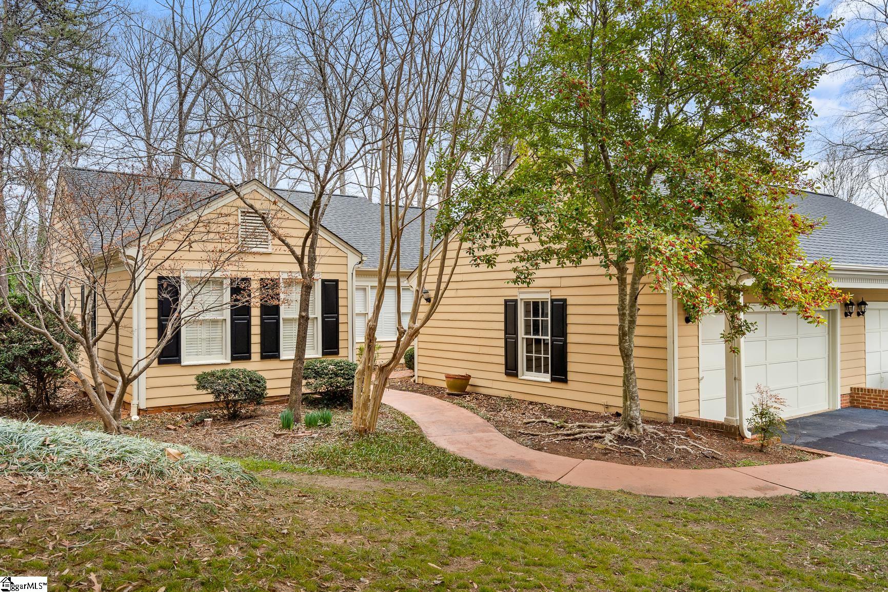 1254 Shadow Way Greenville, SC 29615 - Photo 2 of 34