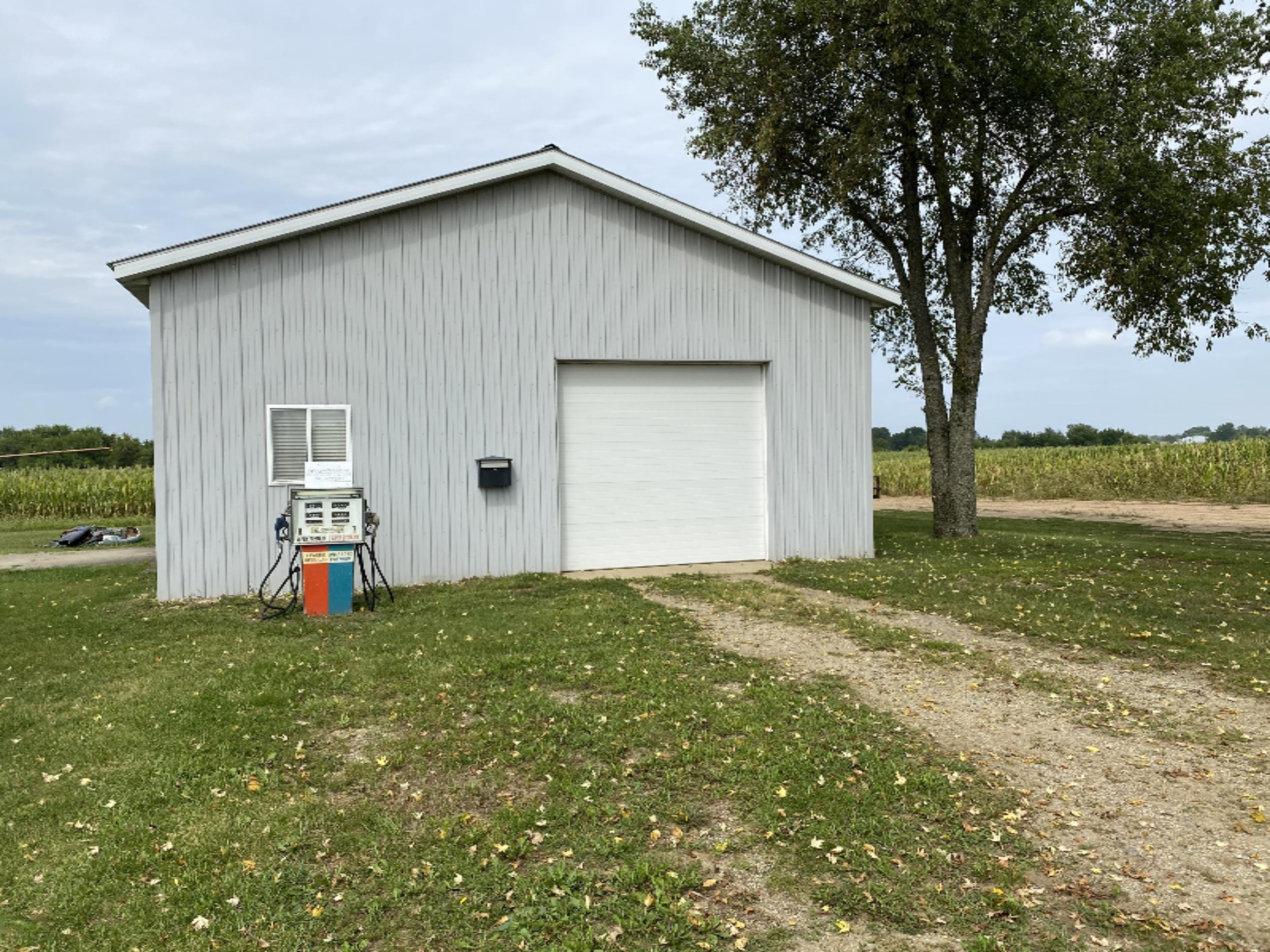 26270 Bogen Road Sturgis, MI 49091 - Photo 3 of 23 IMG_1095