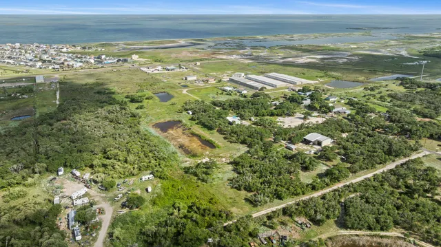 $590,000 | 3312 Highway 35 N Aransas Pass North, Rockport, TX 78382