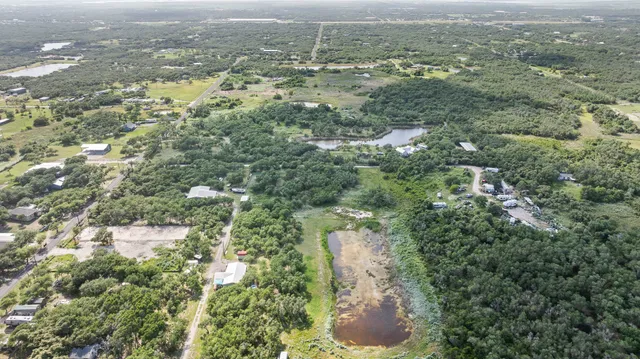 $590,000 | 3312 Highway 35 N Aransas Pass North, Rockport, TX 78382