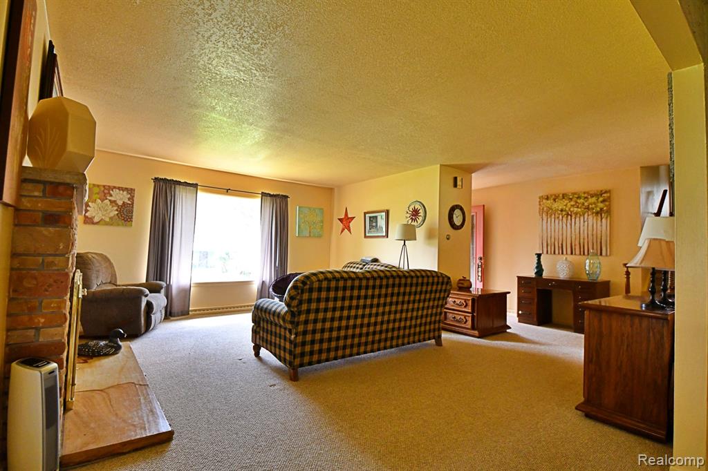 9609 East Madison Road St. Helen, MI 48656 - Photo 5 of 40
