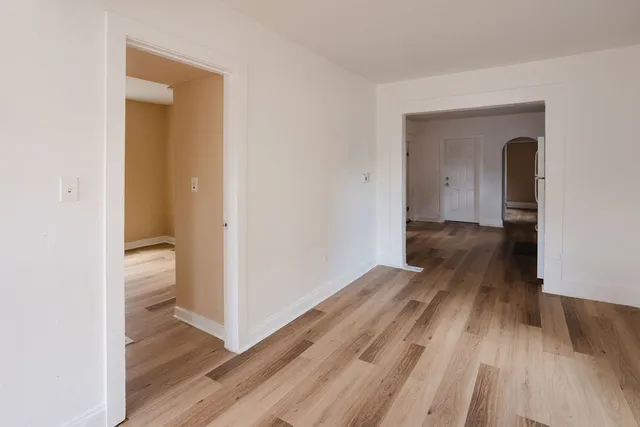 $1,625 | 714 Helmholz Avenue, Unit 1, Waukegan, IL 60085