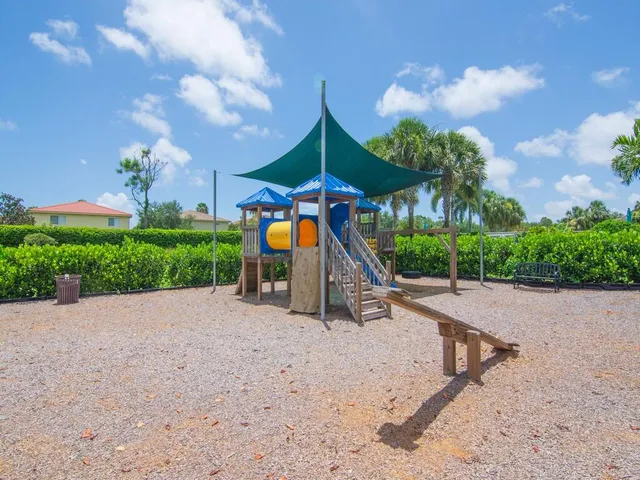 $419,000 | 5595 45th Avenue, Vero Beach, FL 32967