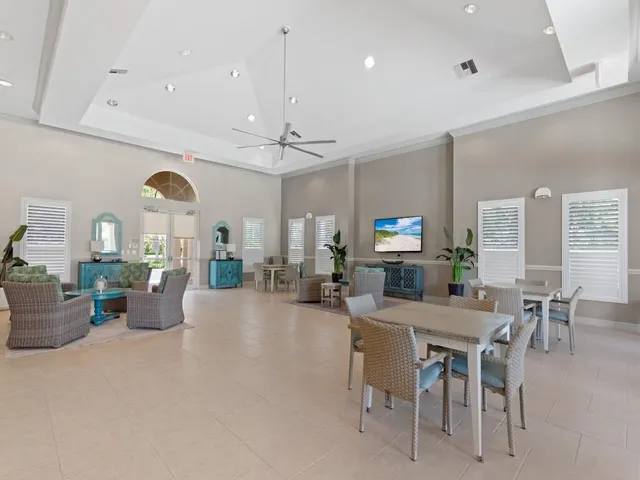 $419,000 | 5595 45th Avenue, Vero Beach, FL 32967